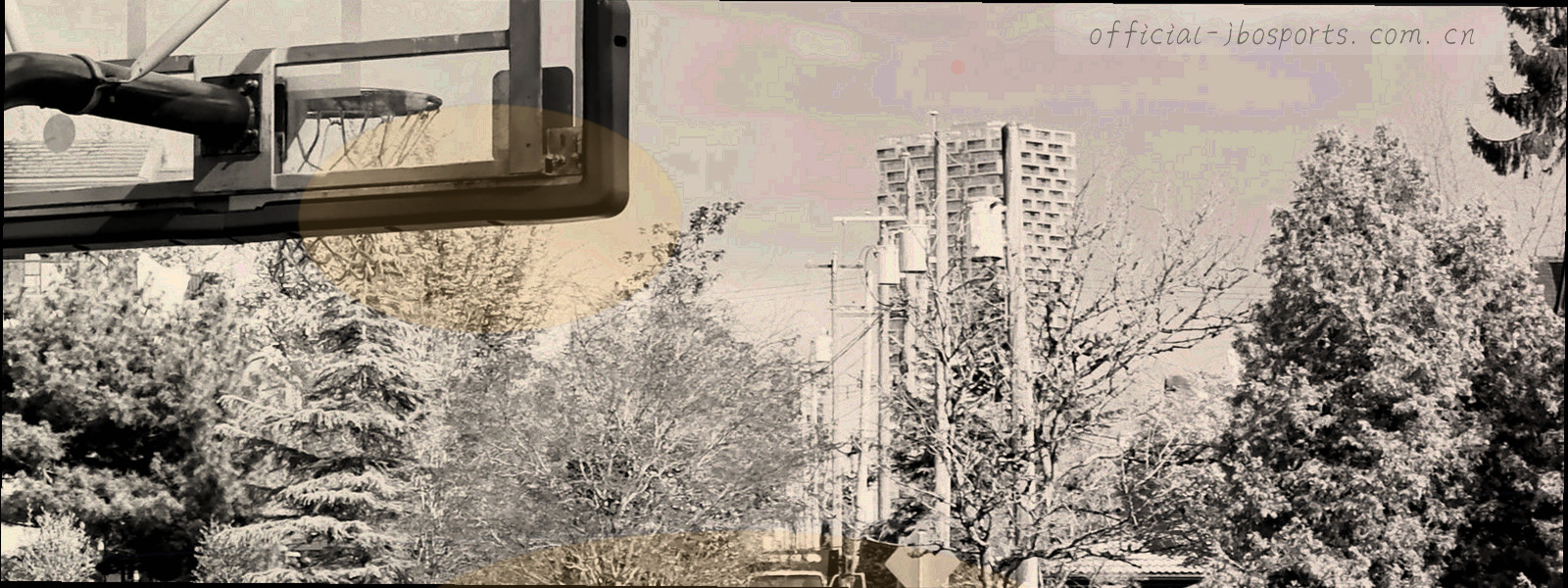 深海蓝底上的橙色赛道标线与青绿色状态点，象征服务规则与使用路径